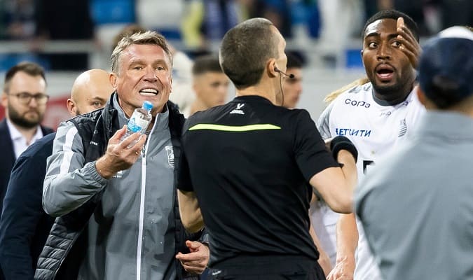 Талалаев: снова выбью мяч на трибуну, если надо будет Талалаев: снова выбью мяч на трибуну, если надо будет